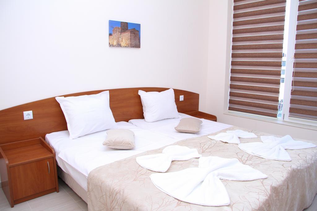 Capuccino Guest Apartments - Free Parking And Wi-Fi Солнечный берег Экстерьер фото